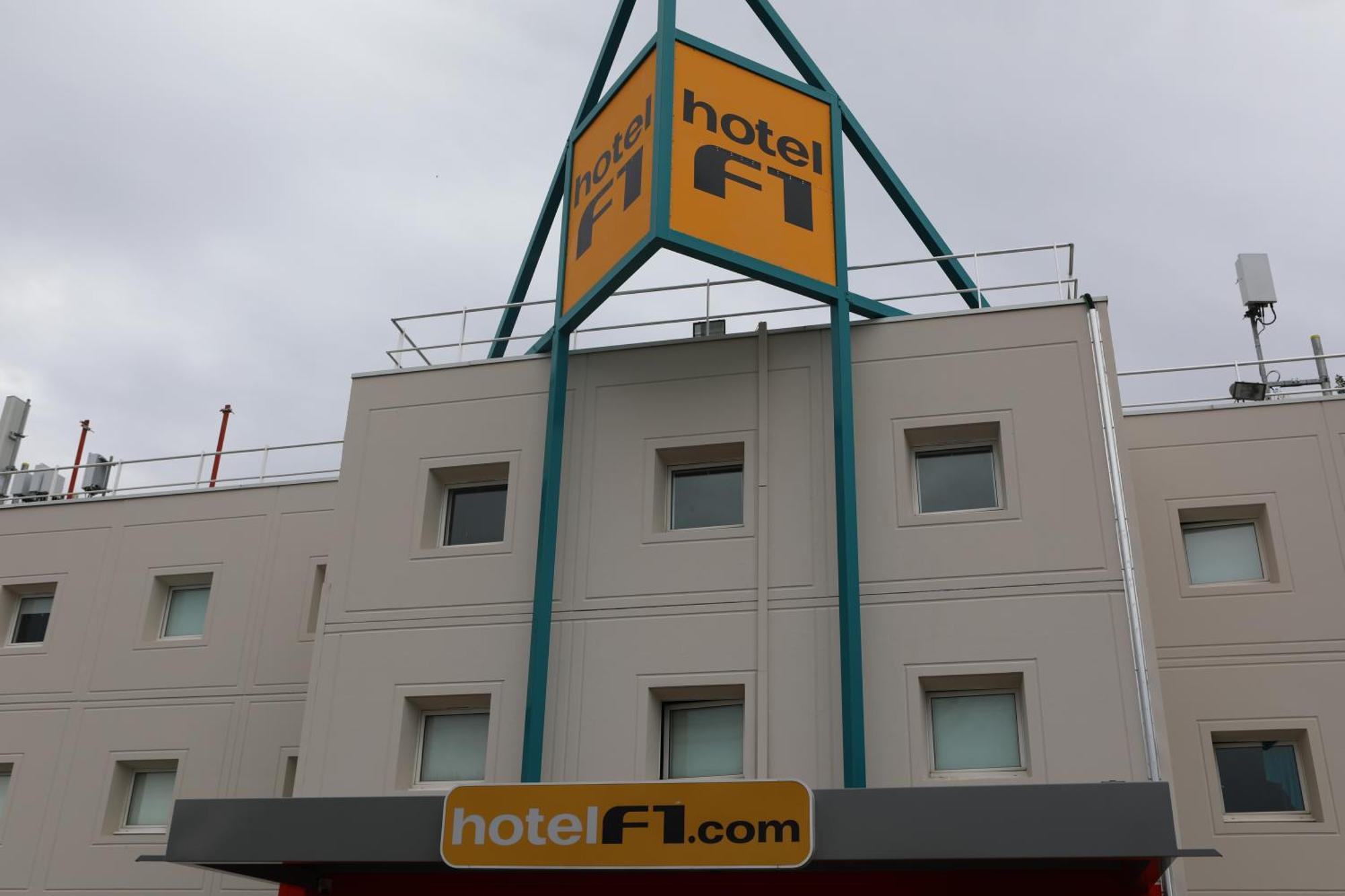 Hotelf1 Centre Echangeur A7 A9 Orange (Vaucluse)