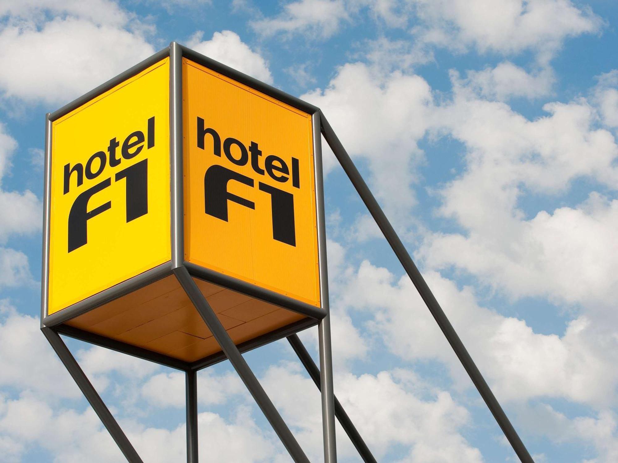 Hotelf1 Centre Echangeur A7 A9 Orange (Vaucluse)