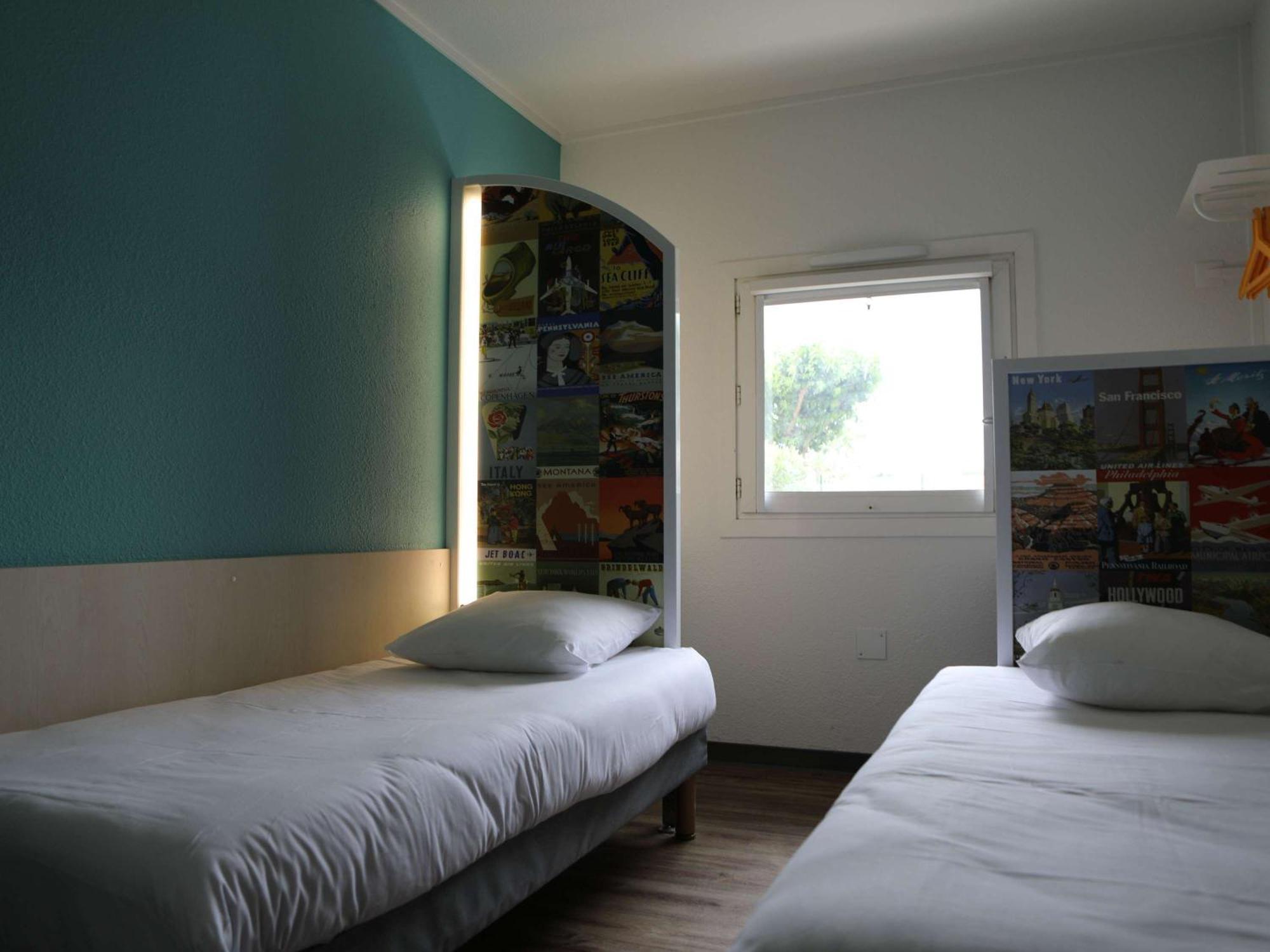 Hotel Hotelf1 Centre Echangeur A7 A9 *