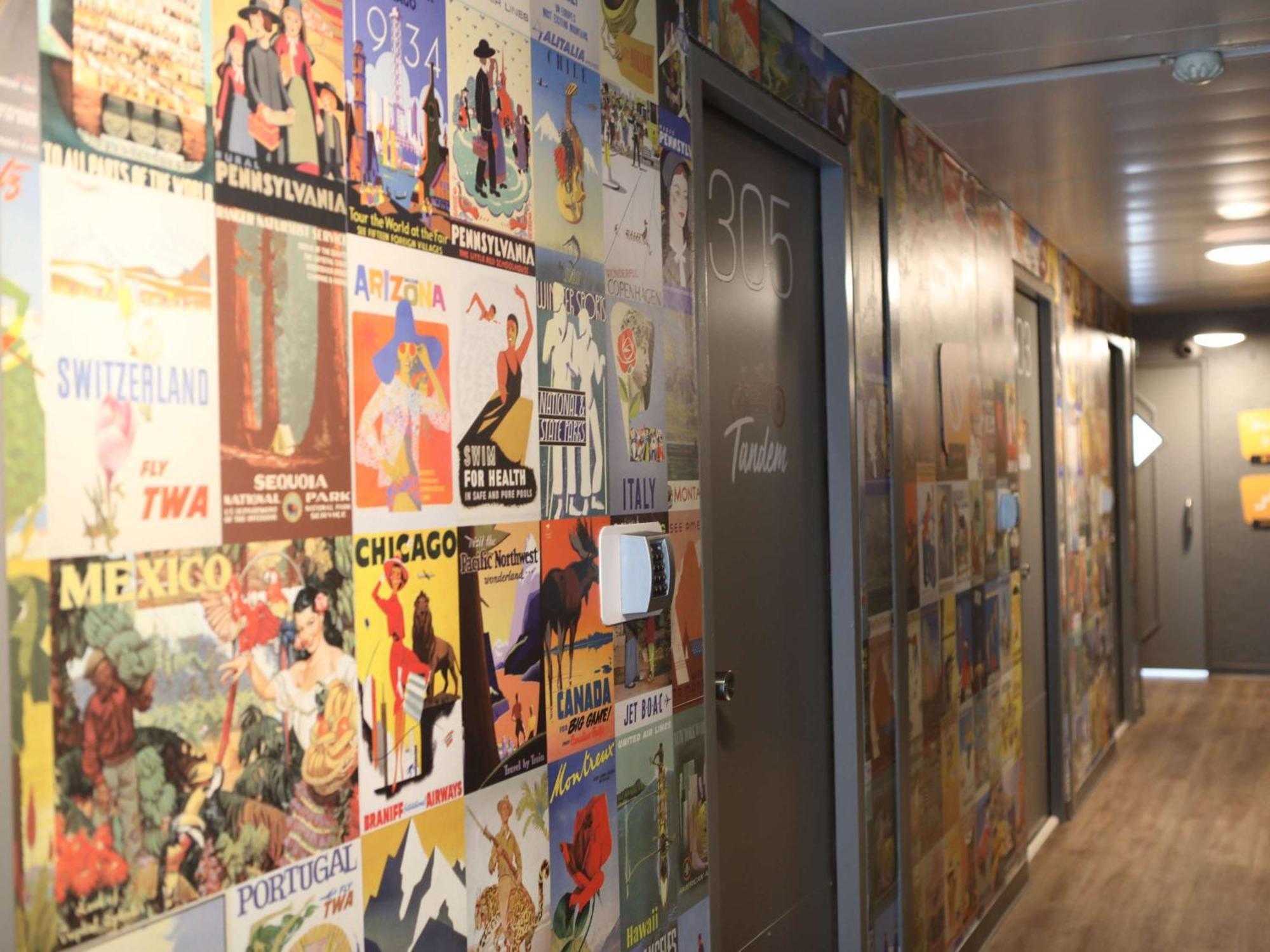 Hotelf1 Centre Echangeur A7 A9 Hotel Orange (Vaucluse)
